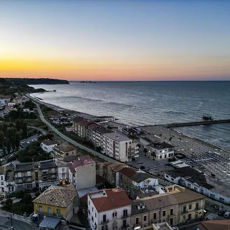 Bed & Breakfast Palazzo Bruni - Dimora Di Mare