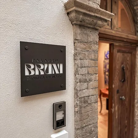 Palazzo Bruni - Dimora Di Mare Bed & Breakfast