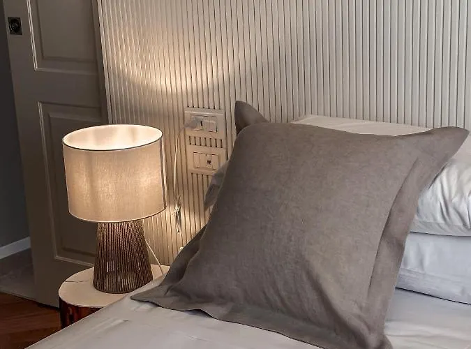 Palazzo Bruni - Dimora Di Mare 4*