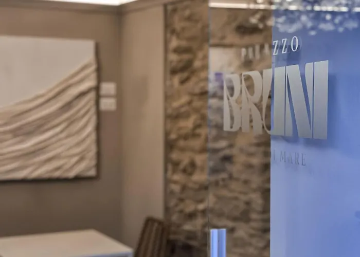 Oda ve Kahvaltı Palazzo Bruni - Dimora Di Mare